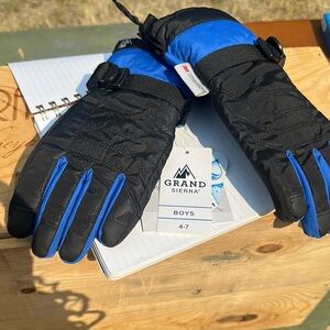 Boys' Black and Blue Winter Gloves
